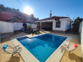 Villa Campoamor, Los Villares